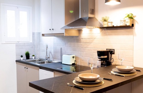 Roda Apartment | Elysian Luxury Studio 2