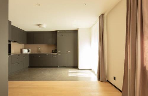 Center Apartment | EMA House Serviced Apartments Superior Downtown