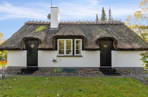 Smidstrup Strand House | "Emanuela" - 800m from the sea by Interhome