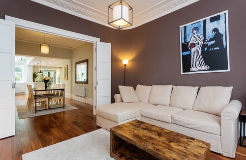 Oval House | Embassy Elegance, by Veeve