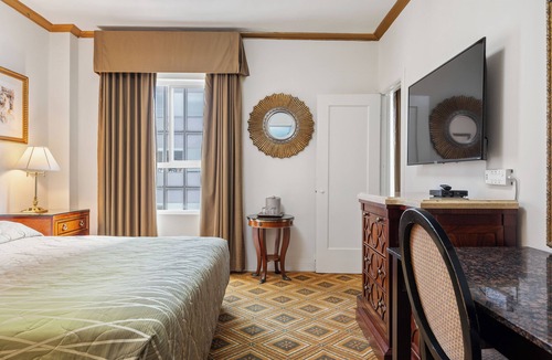 Tenderloin Hotel | Embassy Hotel
