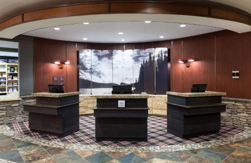 Midtown Anchorage Hotel | Embassy Suites Anchorage