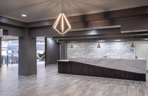 Hunt Valley Hotel | Embassy Suites Baltimore - North/Hunt Valley