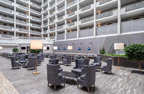 Hunt Valley Hotel | Embassy Suites Baltimore - North/Hunt Valley