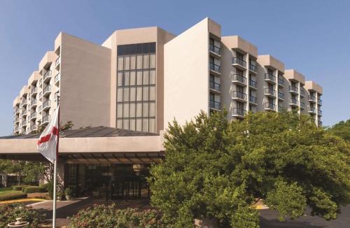 Redmont Park Hotel | Embassy Suites Birmingham