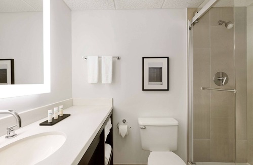 Boca Raton Hotel | Embassy Suites Boca Raton