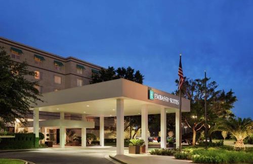 Brunswick Hotel | Embassy Suites Brunswick