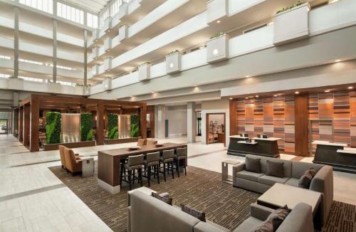 Brunswick Hotel | Embassy Suites Brunswick
