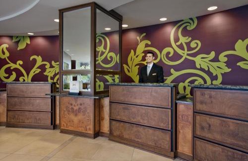 Downtown Buffalo Hotel | Embassy Suites Buffalo