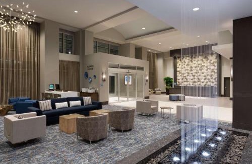 The Woodlands Hotel | Embassy Suites by Hilton The Woodlands