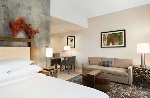 Brooks City Base Hotel | Embassy Suites by Hilton San Antonio Brooks Hotel & Spa