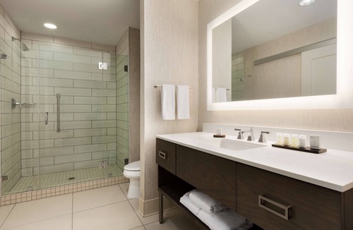Brooks City Base Hotel | Embassy Suites by Hilton San Antonio Brooks Hotel & Spa