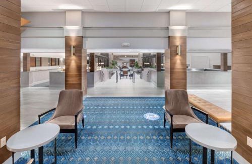 Wheatland Hotel | Embassy Suites by Hilton Oklahoma City Will Rogers Airport