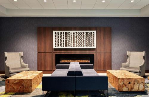 Mile Square Hotel | Embassy Suites by Hilton Indianapolis Downtown