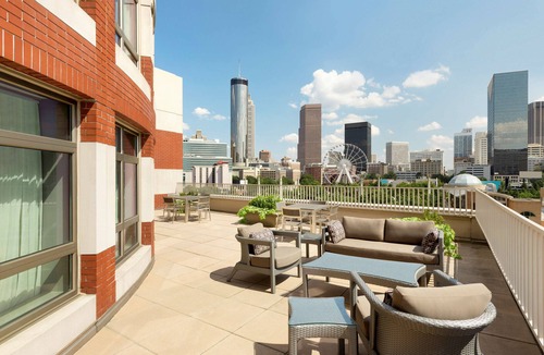 Luckie-Marietta District Hotel | Embassy Suites by Hilton Atlanta at Centennial Olympic Park