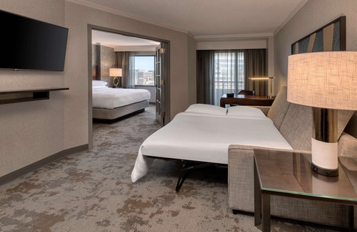 North Bethesda Hotel | Embassy Suites by Hilton Bethesda Washington DC