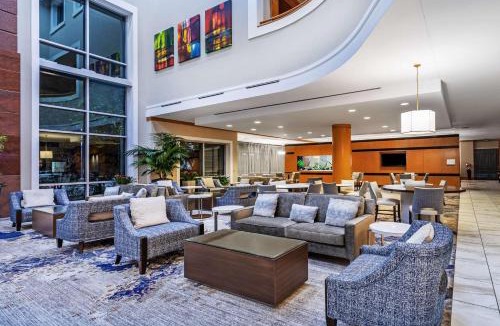 Memorial Hotel | Embassy Suites by Hilton Houston-Energy Corridor