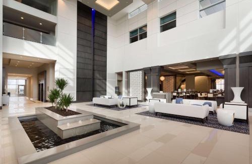 Olathe Hotel | Embassy Suites by Hilton Kansas City Olathe