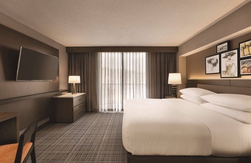 Richmond Hotel | Embassy Suites by Hilton Richmond