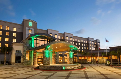 McAllen Hotel | Embassy Suites by Hilton McAllen Convention Center