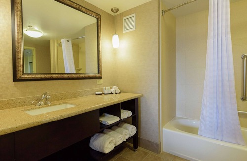 Brooklyn Center Hotel | Embassy Suites by Hilton Minneapolis North