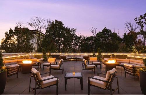 Twin Brook Hotel | Embassy Suites Chattanooga Hamilton Place