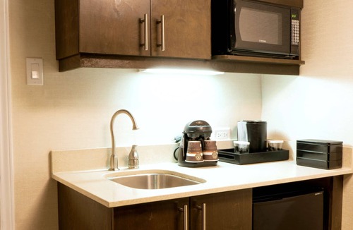 South Side Hotel | Embassy Suites Corpus Christi