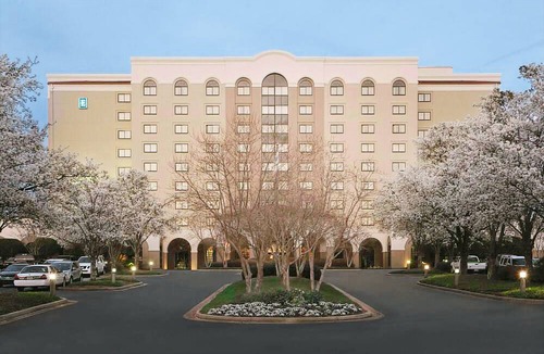 Greenville - Spartanburg Hotel | Embassy Suites Greenville Golf Resort & Conference Center