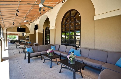 Greenville - Spartanburg Hotel | Embassy Suites Greenville Golf Resort & Conference Center