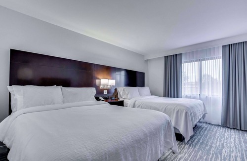 Lyndon Hotel | Embassy Suites Louisville East