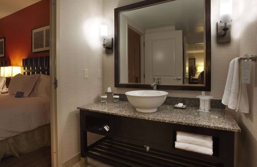 Palmdale Hotel | Embassy Suites Palmdale