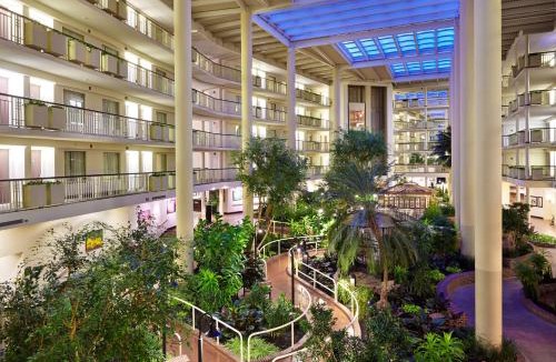 Parsippany Hotel | Embassy Suites Parsippany