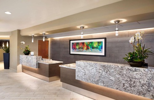 North San Antonio - SAT Hotel | Embassy Suites San Antonio Airport