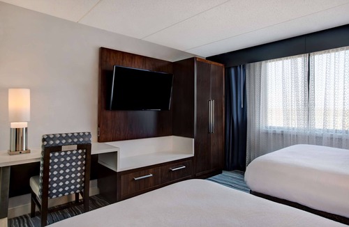 East Syracuse Hotel | Embassy Suites Syracuse