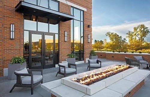 South Bend Hotel | Embassy Suites by Hilton South Bend