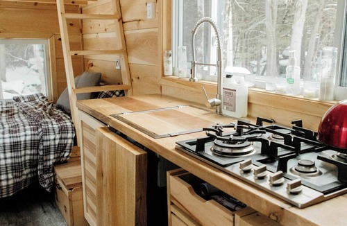 Tay Valley Cabin | Ember Cabin | Trail-side Retreat Overlooking River
