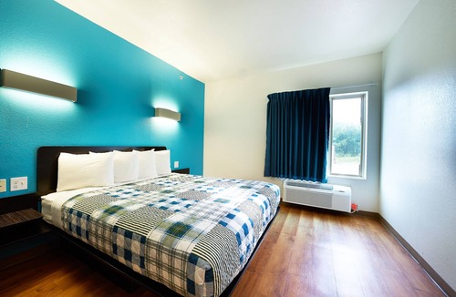 Three Rivers Hotel | Emblaze Hotel