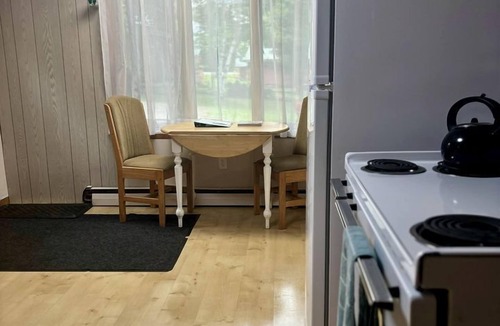 Portage Lake Cottage | Embrace Nature in this Breathtaking Cottage in Portage Lake, Maine