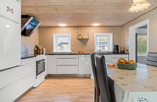 Læsø House | "Emelia" - 4.2km from the sea by Interhome
