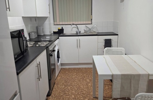 Custom House House | Emerald Apartment With Triple A Star Proximity