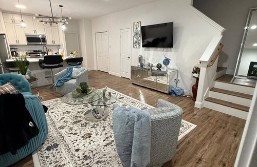 Fort Worth House | Emerald at panther Spacious 4-bedroom townhome in Fort Worth with AC