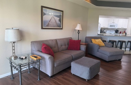 Lake Ozark Apartment | Emerald Bay Condos Lake Ozark MO