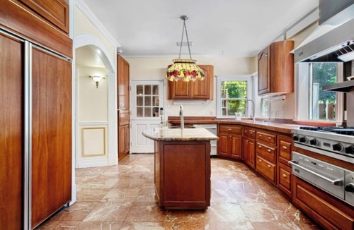 Capitol Hill House | Emerald Bay Sea View Villa