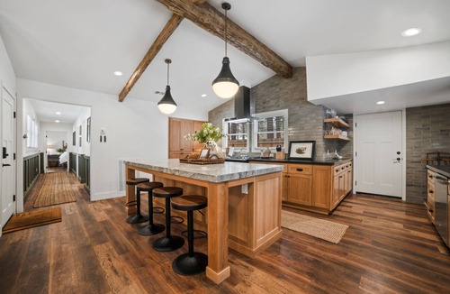 Tahoe Valley Cabin | Emerald Bay Village