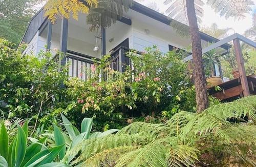Emerald Beach Cottage | Emerald Beach Eucalyptus Cottage