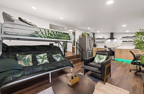 Highline House | Emerald City Jungle Escape - Private Yard, AC, Sleeps 3, close to stadiums