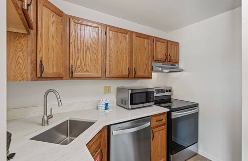 Holiday Isle Condo | Emerald Coast Studio FreeBeachService&Pet Friendly