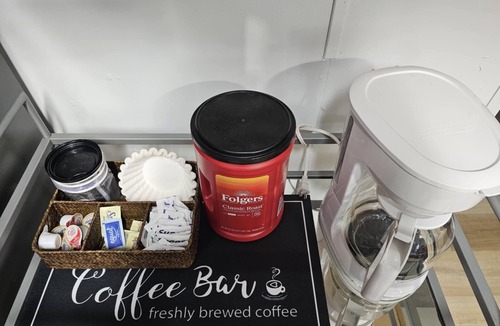 Northside House | Emerald Cottage Oasis