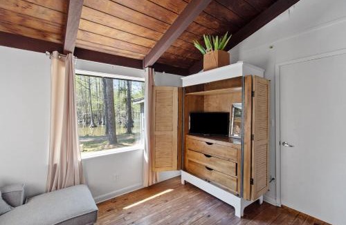 Shreveport House | Emerald Cottage Paddle, Relax & UnwindKayaks