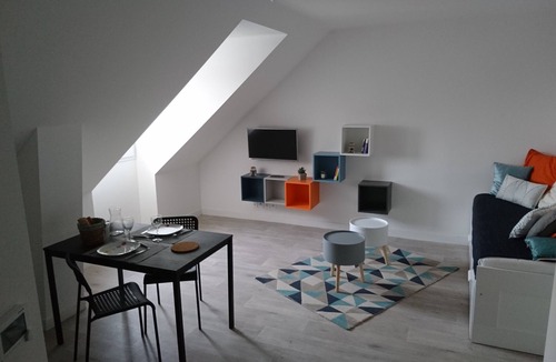 Saint-Meloir-des-Ondes Apartment | Emerald Coast Studio